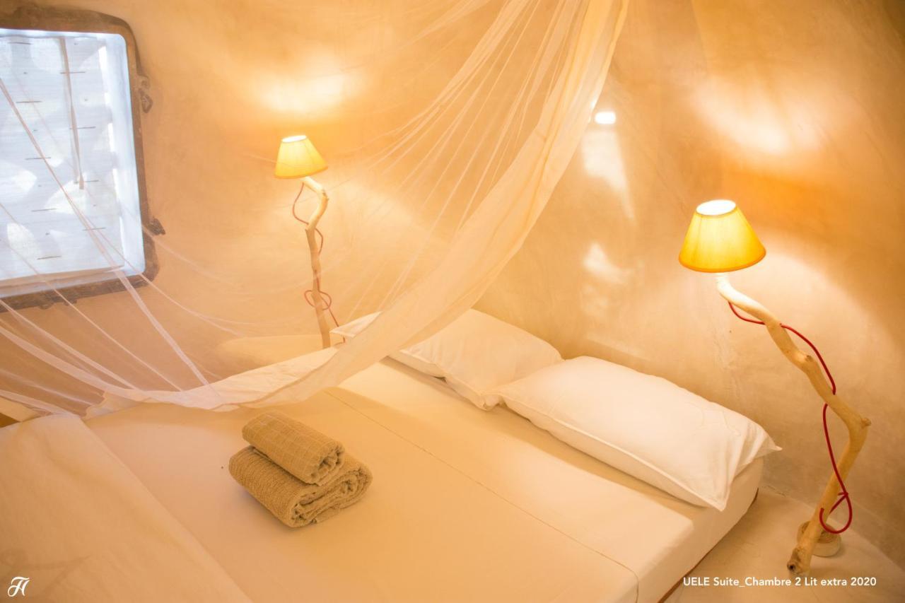 Bakuba Lodge - Le Petit Hotel Du Voyageur Ankilibe Buitenkant foto