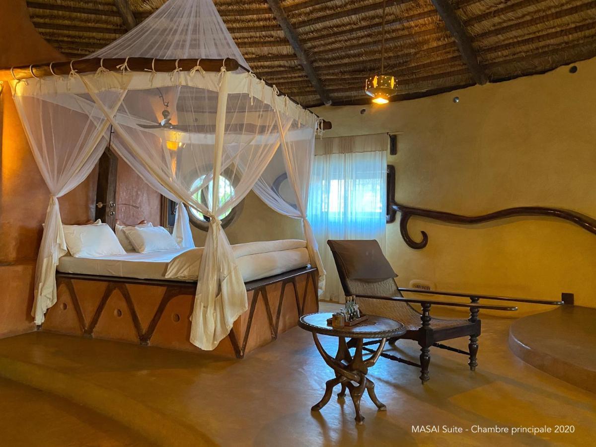 Bakuba Lodge - Le Petit Hotel Du Voyageur Ankilibe Buitenkant foto
