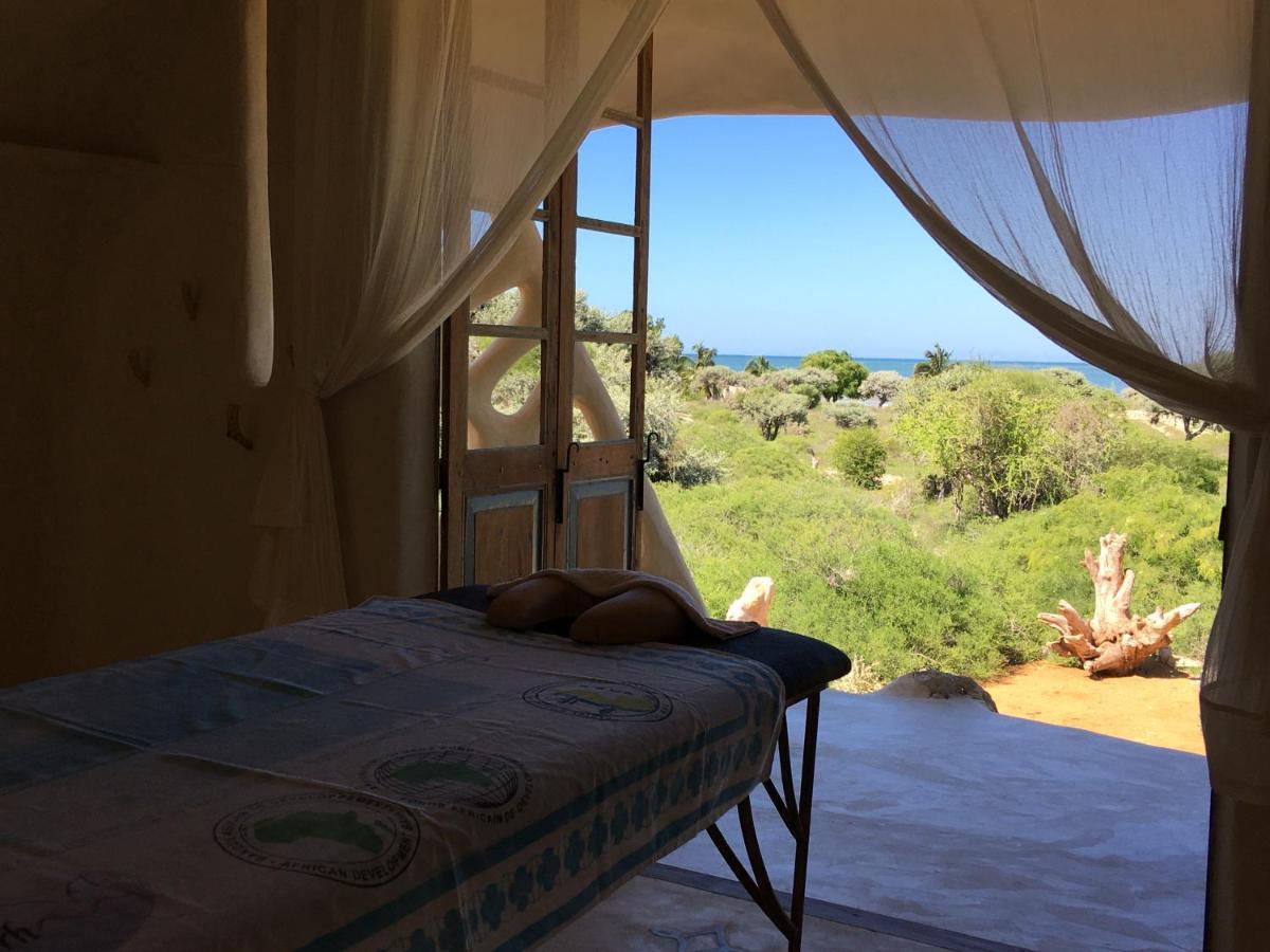 Bakuba Lodge - Le Petit Hotel Du Voyageur Ankilibe Buitenkant foto
