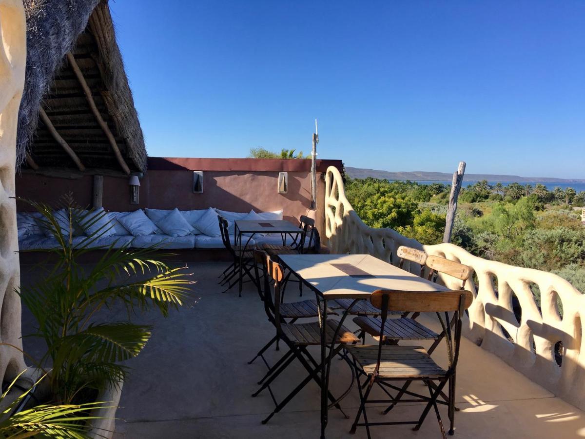 Bakuba Lodge - Le Petit Hotel Du Voyageur Ankilibe Buitenkant foto